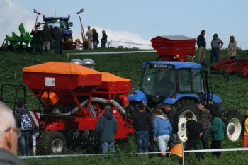 Les cuma présentes au Festival du non-labour et semis direct