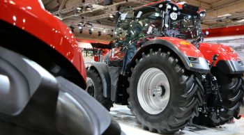 Parts de marché tracteurs : AGCO prend le leadership à CNH en 2015