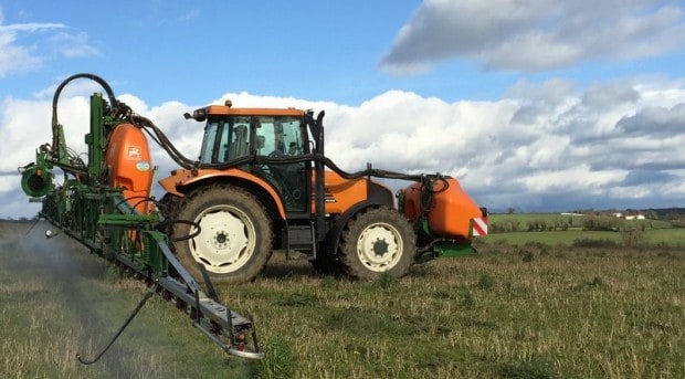 Amazone UF 1201 pulverisateur