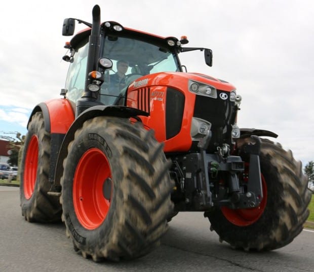 Essai Kubota tracteur M7 171 ch