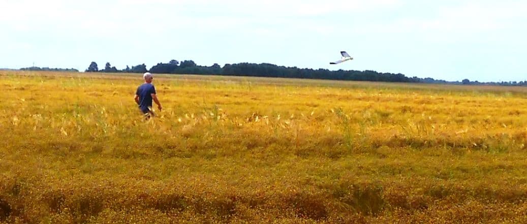 Lors de sa journée "Portes ouvertes", la cuma Vallée du Loir avait programmé une démonstration de drone. 