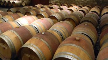 Intempéries: la production de vin française devrait baisser de 8% en 2016