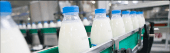 En colère, les producteurs de lait font monter la pression chez Lactalis