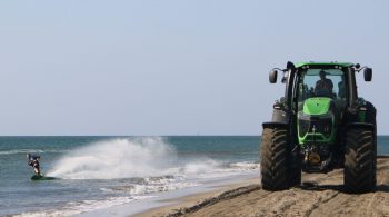 [Essais hors-norme] Un été, un tracteur et le champion de France de Wakeboard