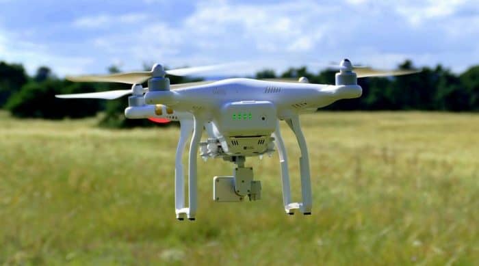 A quelle hauteur et distance peut-on faire voler un drone ?