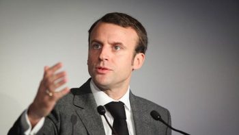 Sur les terres de Fillon, Macron présente son programme agricole