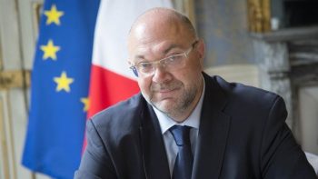 Glyphosate : « une défaite pour l’Europe », selon Stéphane Travert