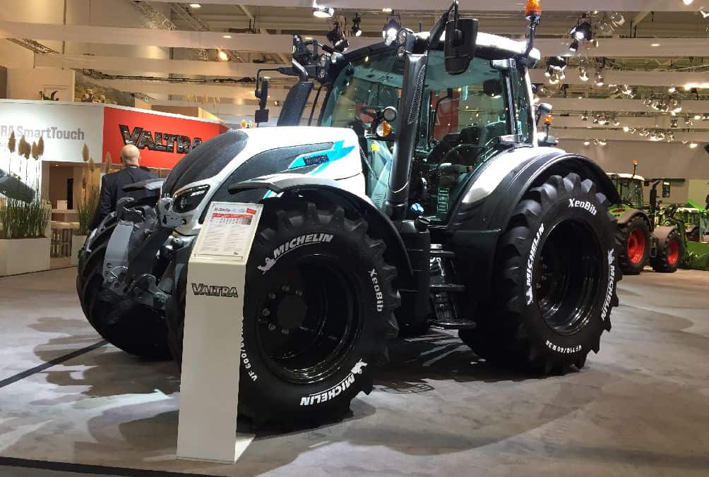 Smart touch valtra