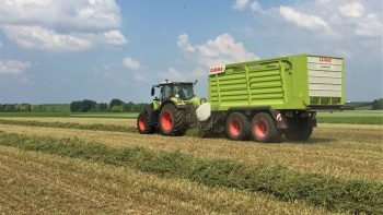 [Claas Cargos ICT] Laissez le volant à la remorque!