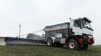 Agro-Tract: un automoteur porte-outils sur base de camion Renault