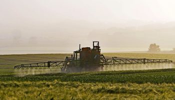 Glyphosate: coup d’envoi de la mission parlementaire à l’Assemblée