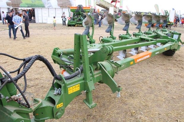 nouveautés en matière de charrues, charrue amazone