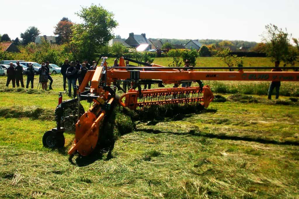 Elho 7,50 m lors d'une démonstration en Bretagne