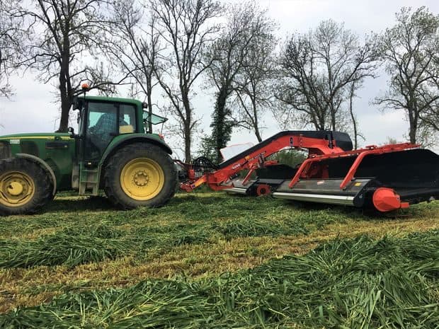 Andaineur à tapis Kuhn