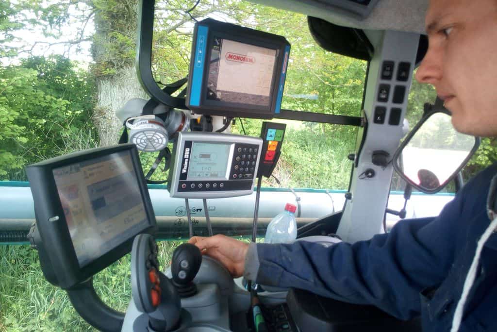 écrans en cabine tracteur au semis