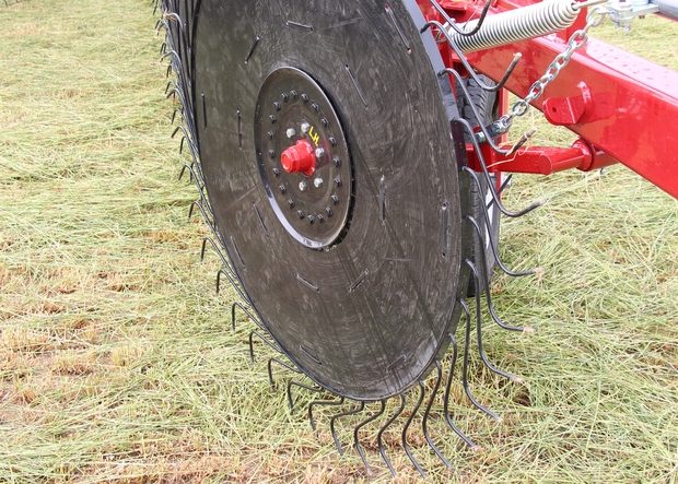 Salon de l’herbe 2019 andaineur Sitrex à soleils