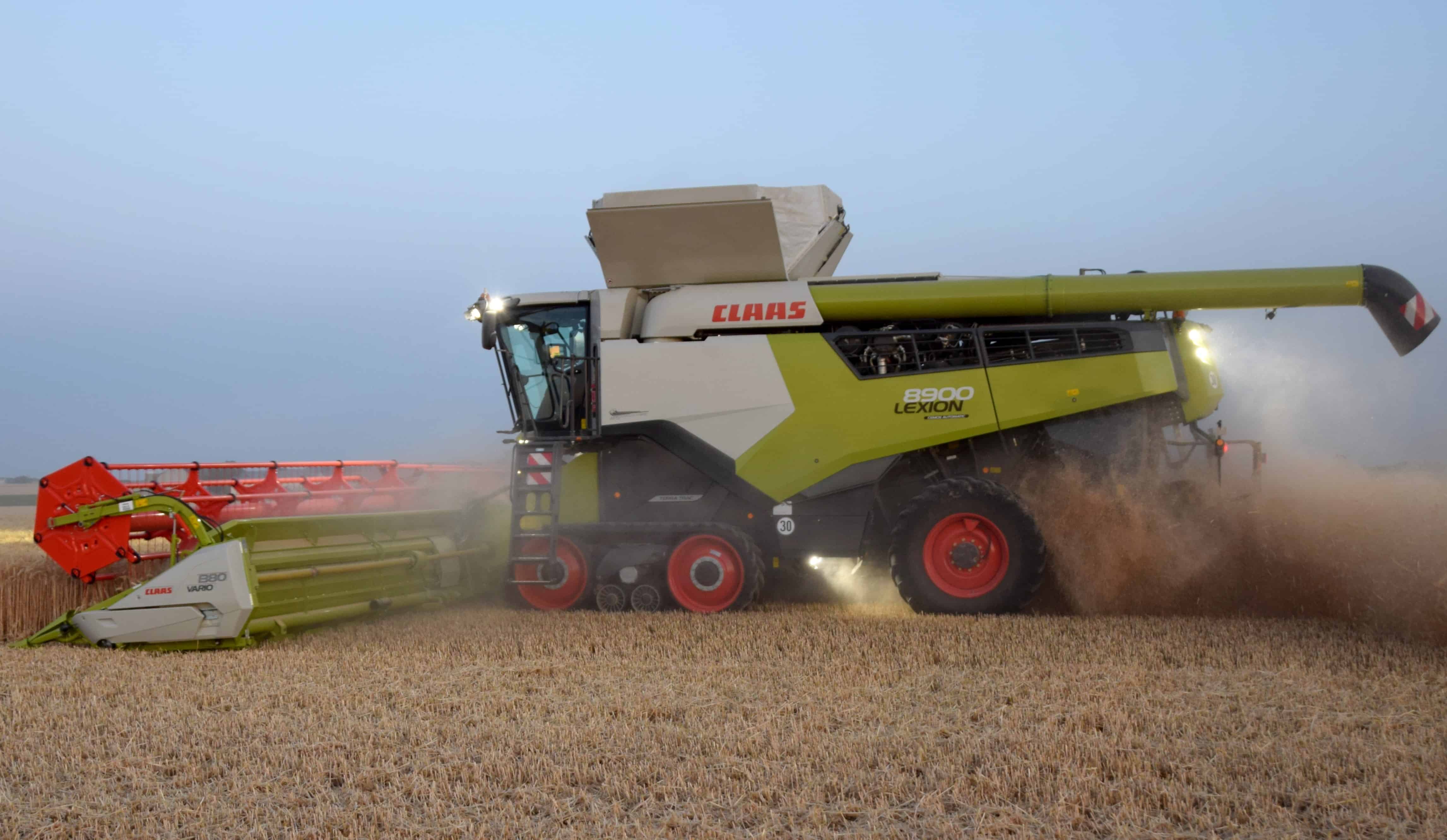 Claas Lexion 8900 nouvelle génération de moissbatt