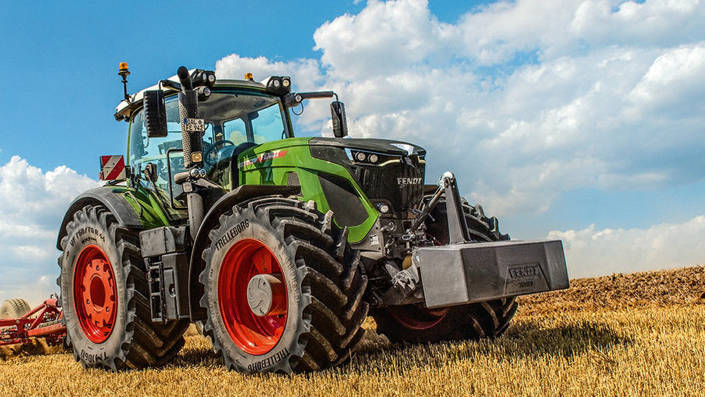 Les Fendt Vario 900 S5 Entraid