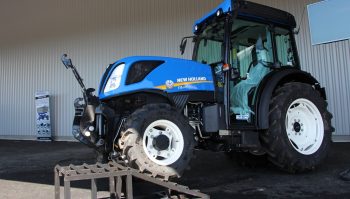 Scoop! Une suspension de pont avant sur les New Holland spécialisés