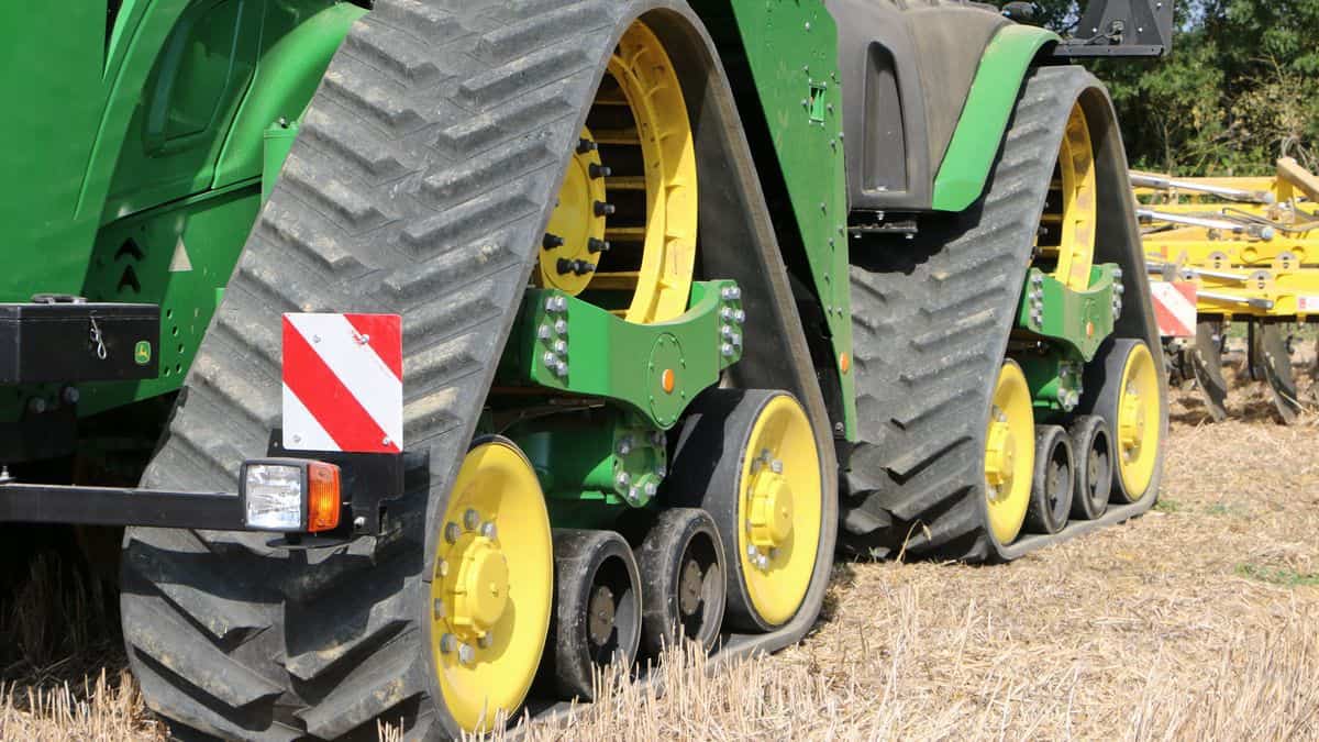 John Deere 9620RX un tracteur à chenilles de 670 ch