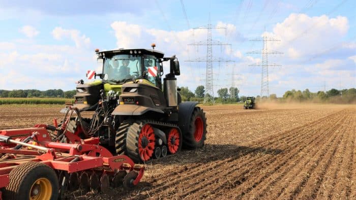 tracteur Claas à chenilles