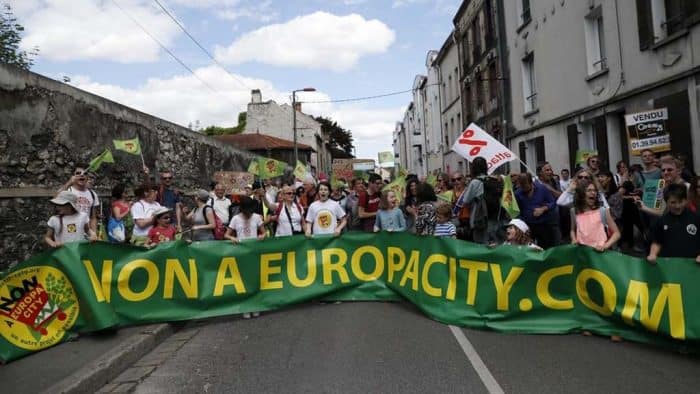 manifestation contre projet europacity