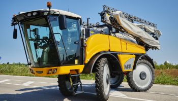 Les pulvés automoteurs Mazzotti dans nos champs