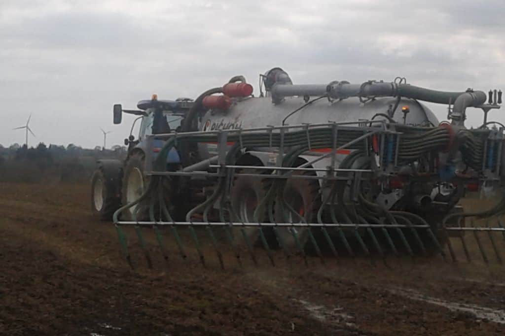 Chantier en cours avec la nouvelle tonne à pendillards