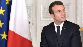 Emmanuel Macron « déclare la guerre à la transition écologique »
