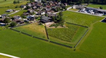 Clôturer les parcelles avec des panneaux solaires