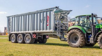 Fliegl: une remorque pour 50m3 d’ensilage