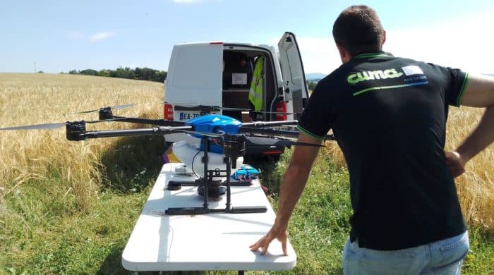 Semer des couverts végétaux dans une céréale avec un drone