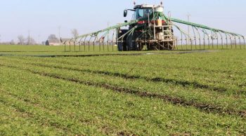 L’agriculteur utilise moins d’engrais chimique quand il dispose de digestat