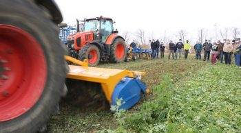 Alternatives au glyphosate : 7 matériels en démo dans les couverts