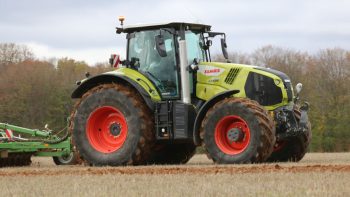 Essai Claas Axion Cemos: l’électronique plus fort que vous?