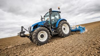 Plus de puissance sur les New Holland T5