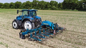 New-Holland: un guidage par caméra pour les bineuses