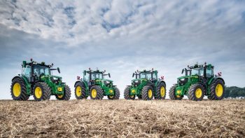 Cabine repensée pour les nouveaux John Deere 6R en 2022