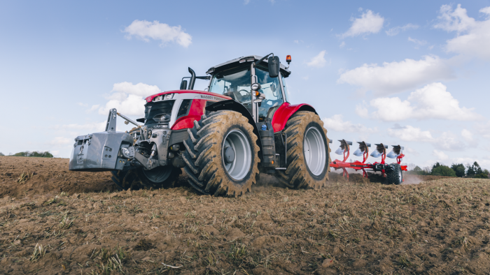 tracteur Massey Ferguson 7S.210