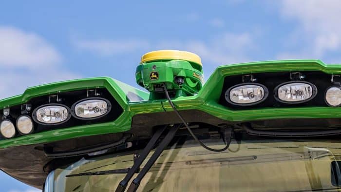 John Deere StarFire 7000