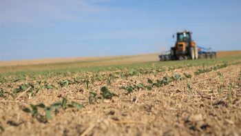 Guide de la bineuse agricole