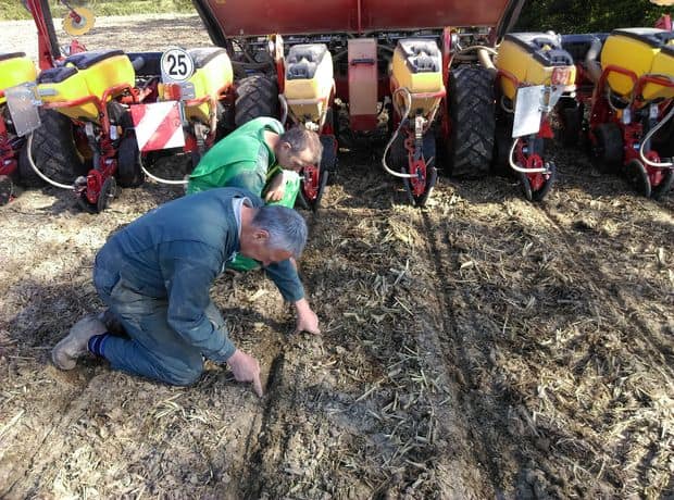 Les cultures de printemps sont déjà affectées par la sécheresse et les restrictions concerna l'irrigation dans certains départements.