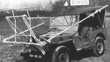 [Photo mystère] La vie cachée des jeeps aux champs