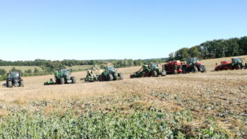 Démonstration de destruction et d’implantation de couvert végétal