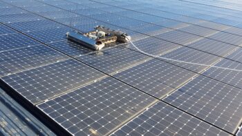 Photovoltaïque : des panneaux propres pour booster la production