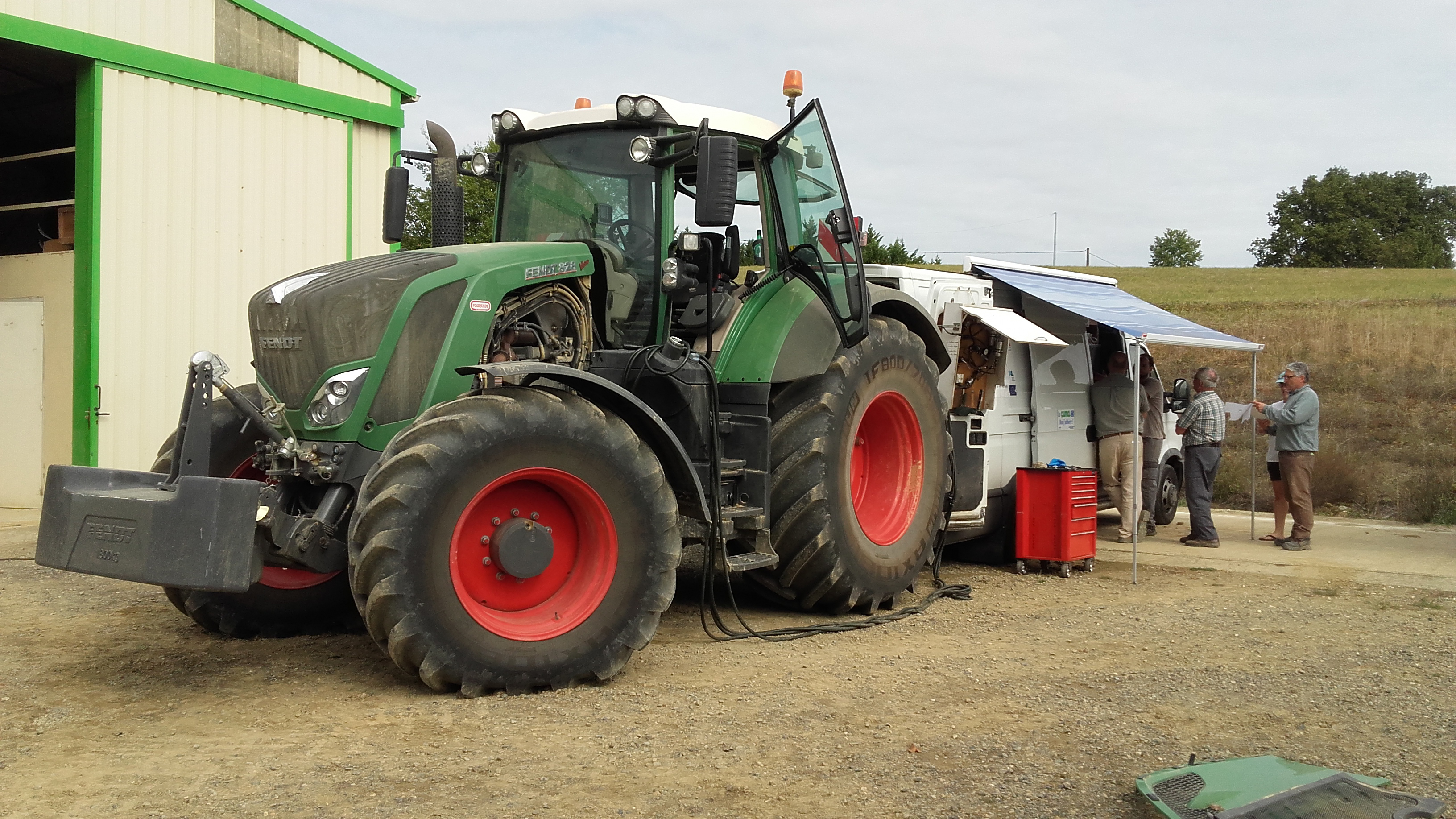 fonctionnement du moteur diesel d'un tracteur agricole - mécanique