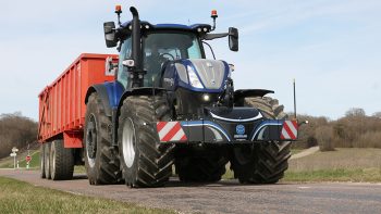 Essai tracteur New Holland T7.300 : confort et sécurité sur route