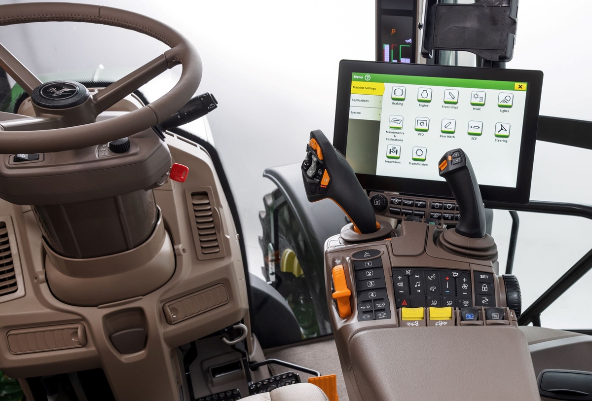 console G5 tracteurs John Deere millésime 2024