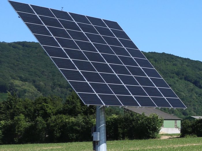 Pas de terrain perdu avec la faible emprise au sol des trackers photovoltaïques. 