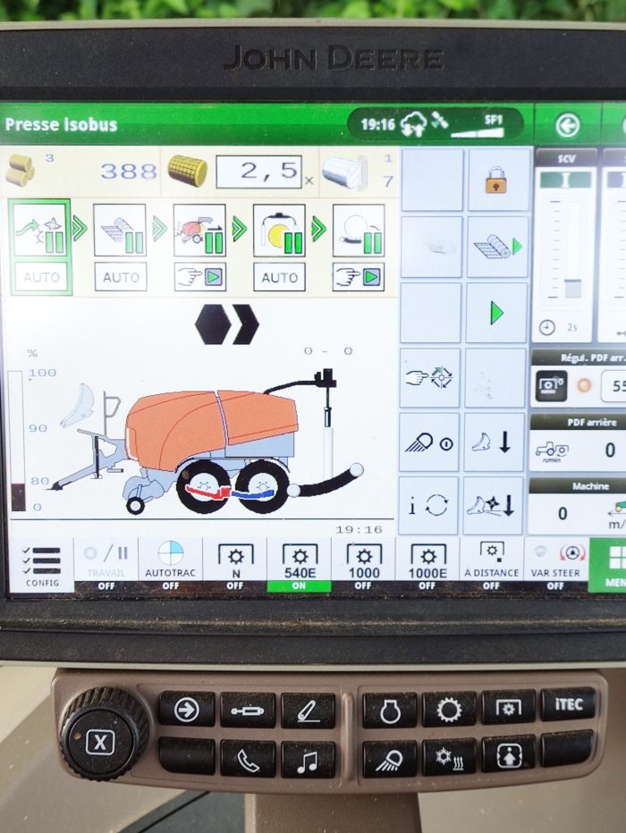 Les données fournies par l'isobus sont transférées sur le terminal du tracteur